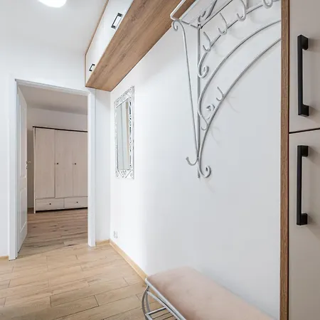 Initium - - Kolobrzeska 67l * Gdansk