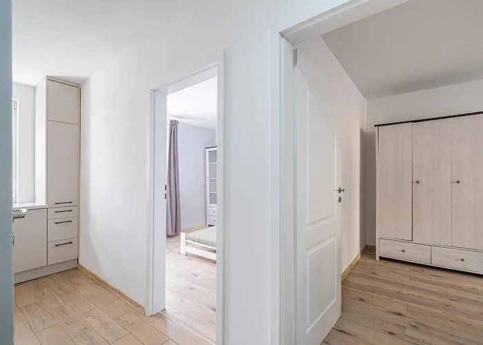 Initium - - Kolobrzeska 67l * Gdansk